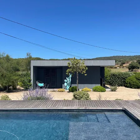 Villa Paradis de 4 villas T2 à Capo Di Feno à seulement 800 mètres de la plage *