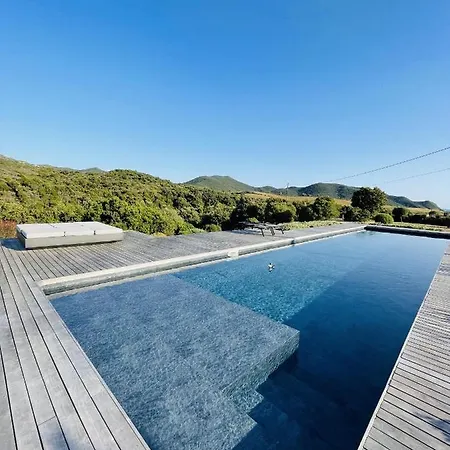 Villa Paradis de 4 villas T2 à Capo Di Feno à seulement 800 mètres de la plage